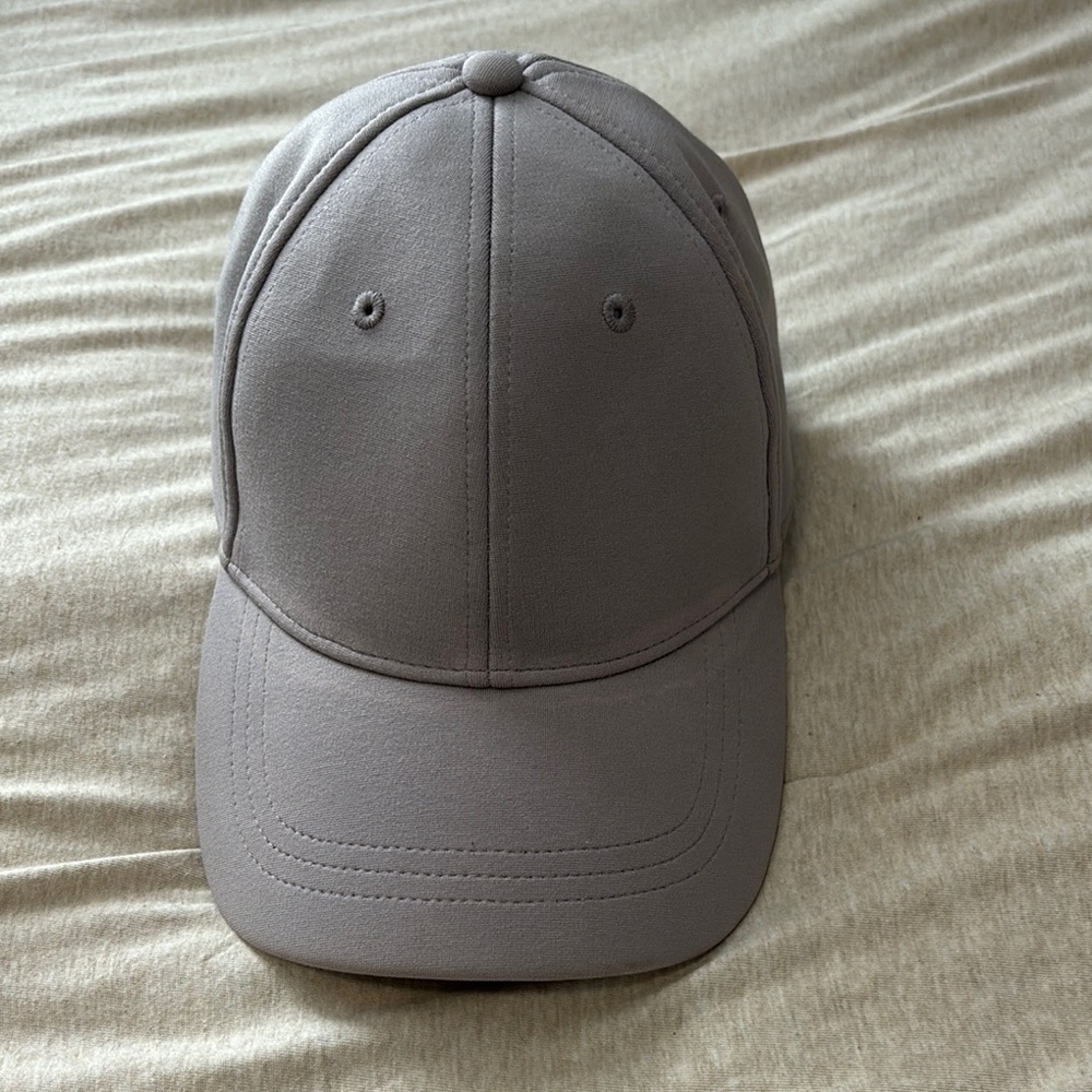 Lululemon hat